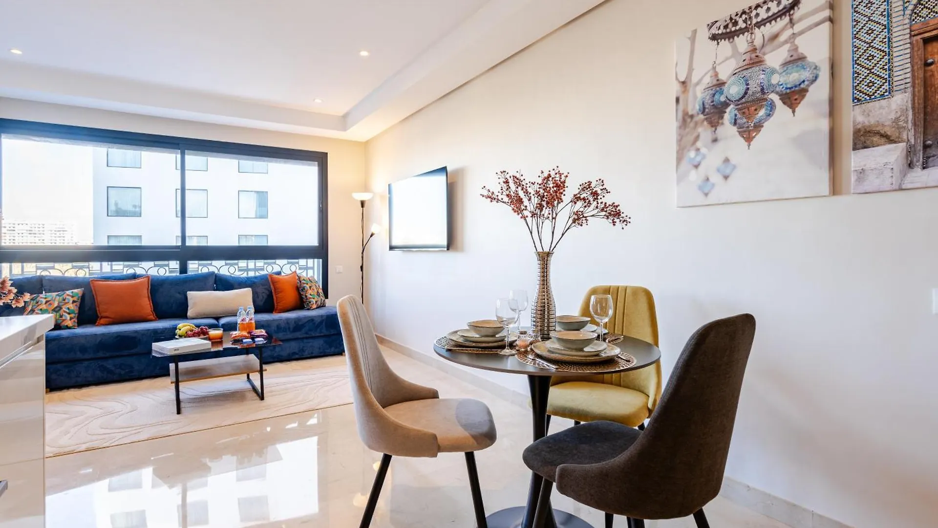 Emplacement Chic Lumineux & Central Pres Du Consulat Americain 2 Minutes De Twin Center Gauthier Casablanca Apartment